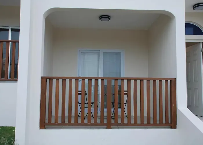 Hospitality Expert Cb5 Pool Chef Apartment Montego Bay